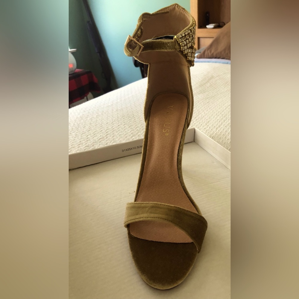 Brand new Sexy Beautiful Gold Velvet and jewel shoes.